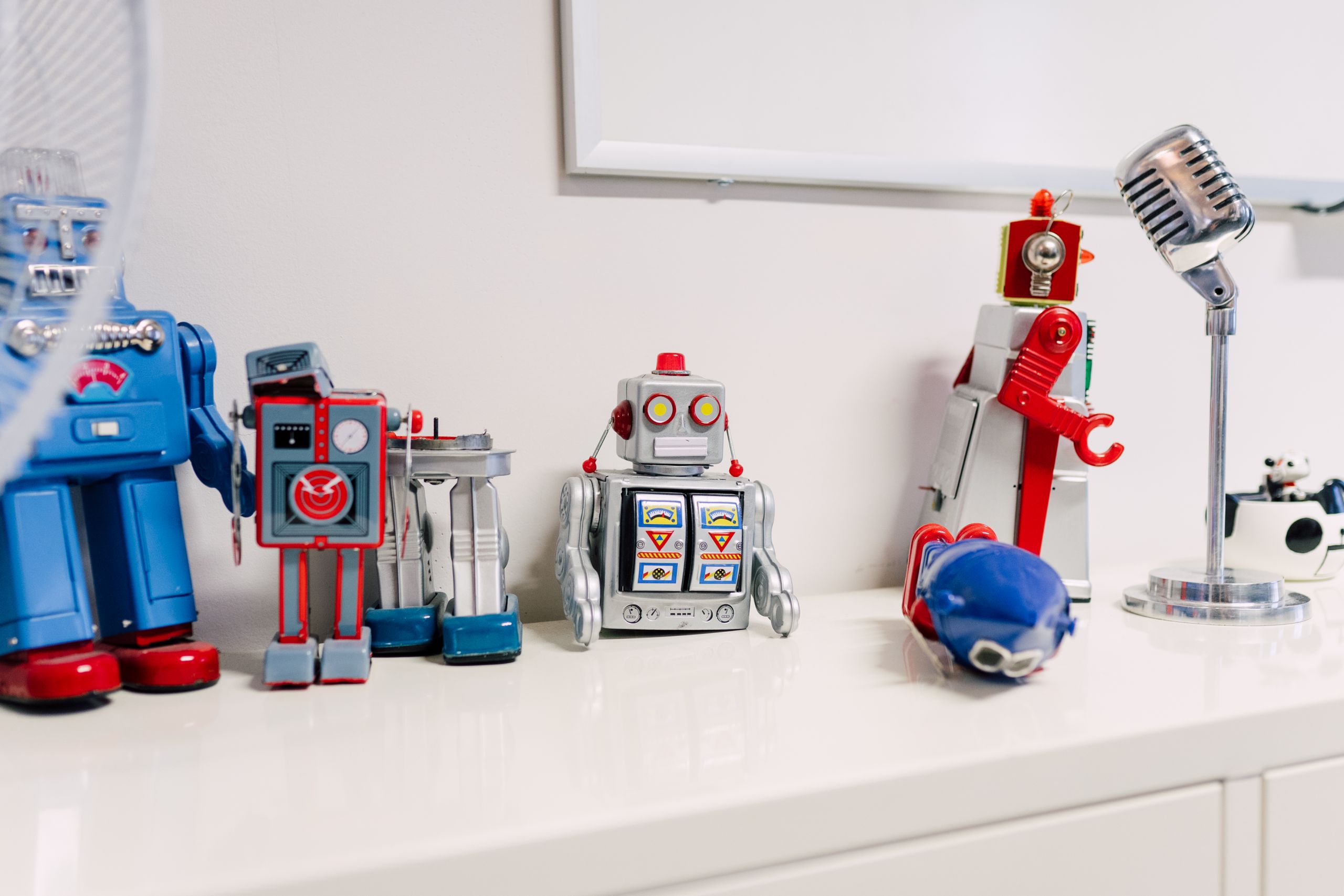 Robots and Microphone